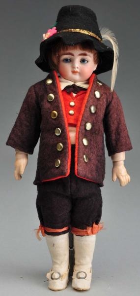 EARLY GERMAN DOLL WITH CLOSED MOUTH.              