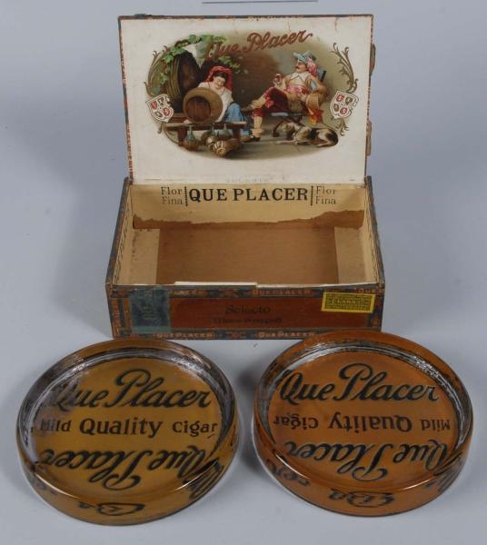 LOT OF 3: QUE PLACER ADVERTISING ITEMS.           