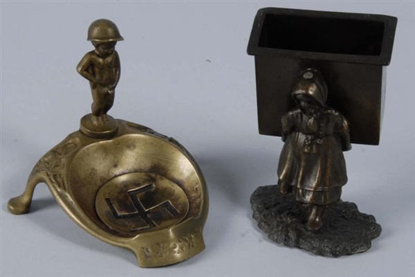 PAIR OF BRONZE FIGURAL MATCH HOLDER & ASHTRAY.    