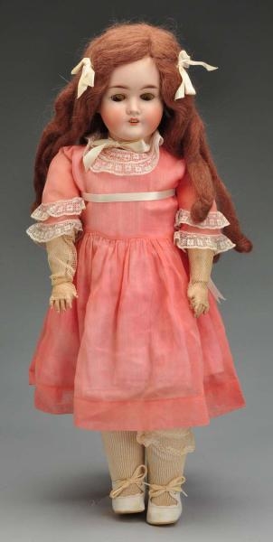 NICE QUEEN LOUISE DOLL.                           