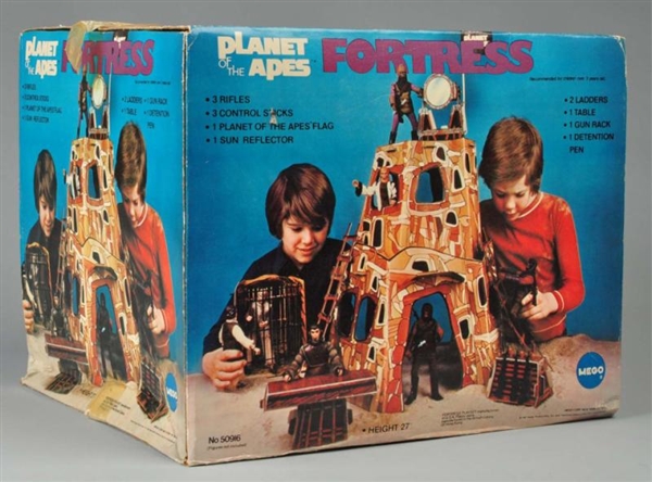 VINTAGE MEGO PLANET OF THE APES FORTRESS PLAYSET. 