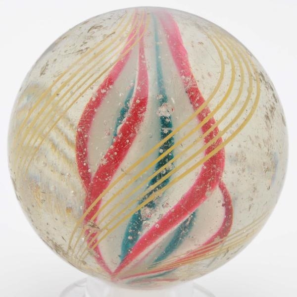 LARGE RIDGE CORE SWIRL MARBLE.                    