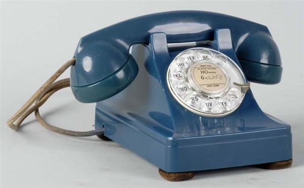 BLUE WESTERN ELECTRIC 302 TELEPHONE.              