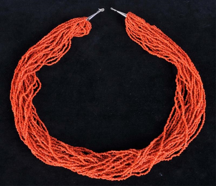 NATIVE AMERICAN INDIAN CORAL NECKLACE.            