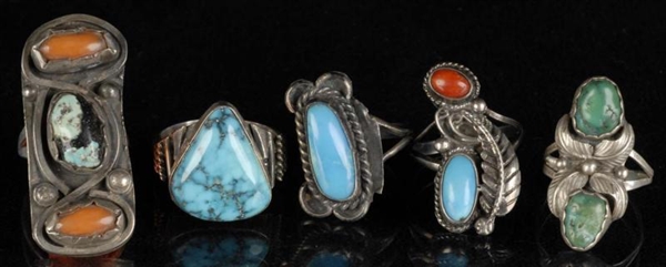 LOT OF 5: NATIVE AMERICAN INDIAN RINGS.           