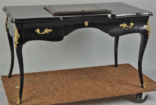 BLACK LACQUERED DESK WITH 3 DRAWERS.              