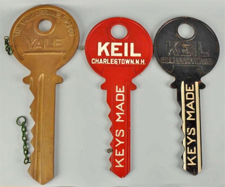 LOT OF 3: EARLY ADVERTISING 2-SIDED KEYS.         