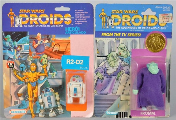LOT OF 2: STAR WARS DROIDS CARDED FIGURES.        