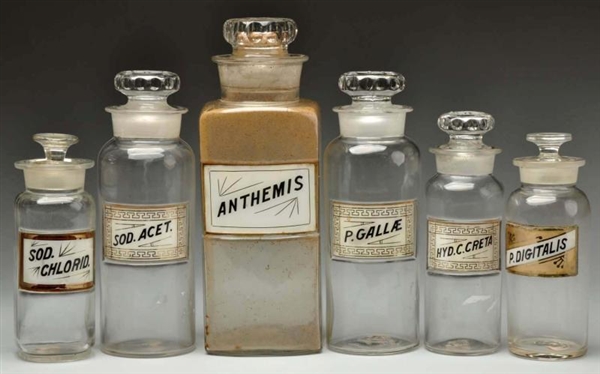 LOT OF 6: APOTHECARY PHARMACY BOTTLES.            