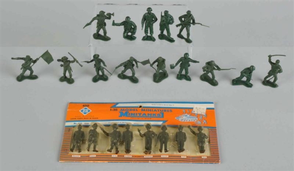 CARDED WWII FIGURE SET.                           