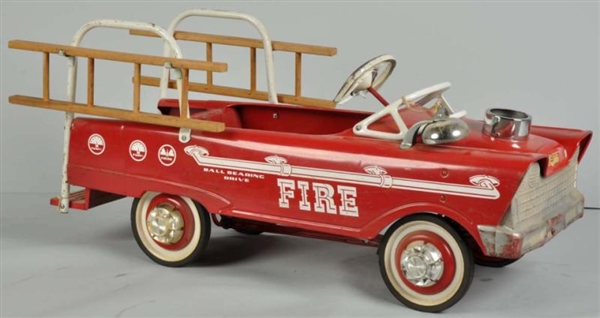 PRESSED STEEL MURRAY FLAT-FACED PEDAL FIRE TRUCK. 