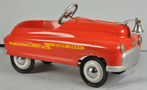 MURRAY COMET FIRE CHIEFS CAR PEDAL TOY.          