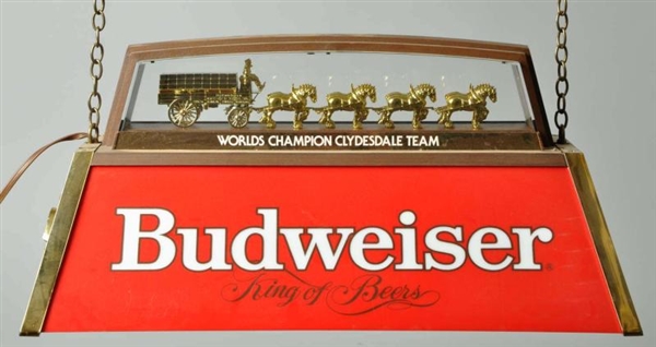 BUDWEISER KING OF BEERS LIGHT-UP LAMP.            