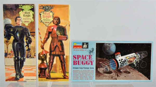 LOT OF 3: KNIGHTS & SPACE BUGGY MODEL KITS.       