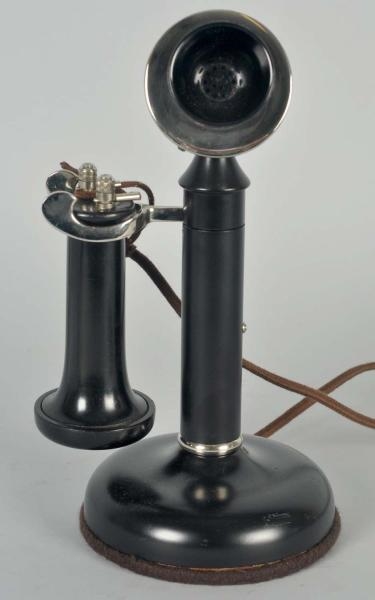 HOLTZER CABOT MANUAL CANDLESTICK TELEPHONE.       