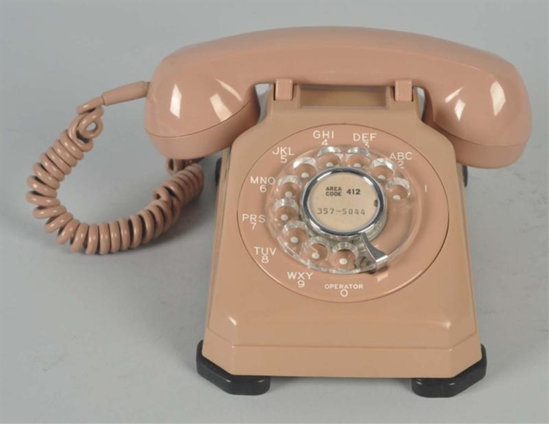 STROMBERG CARLSON PINK 1543 CRADLE TELEPHONE.     