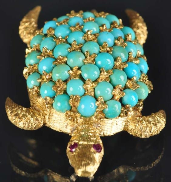 18K Y. GOLD TURQUOISE TURTLE PIN.                 