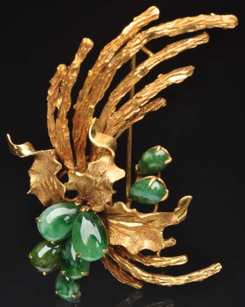 14K Y. GOLD PIN WITH JADE STONES.                 