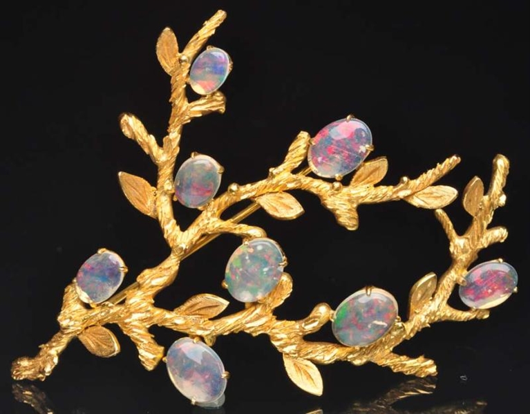 14K Y. GOLD PIN WITH RARE AUSTRALIAN OPAL STONE.  