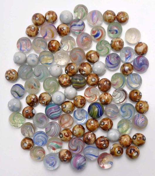 LOT OF APPROXIMATELY 96 PEWEE MARBLES.            