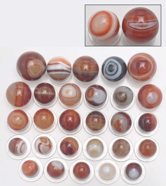 LOT OF 30: AGATE MARBLES.                         