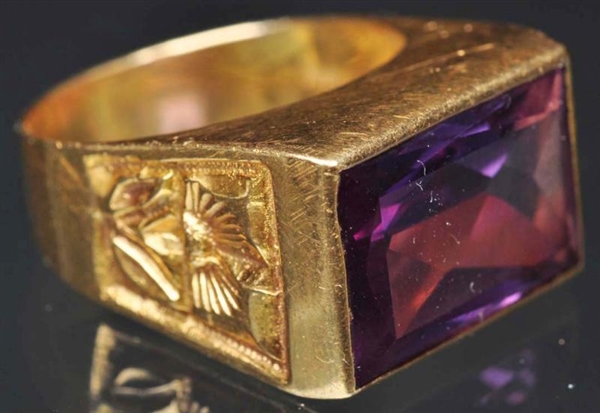 18K Y. GOLD MENS RING WITH LARGE AMETHYST.       