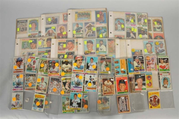 MISCELLANEOUS LOT OF 1950S-70S SPORTS CARDS.      