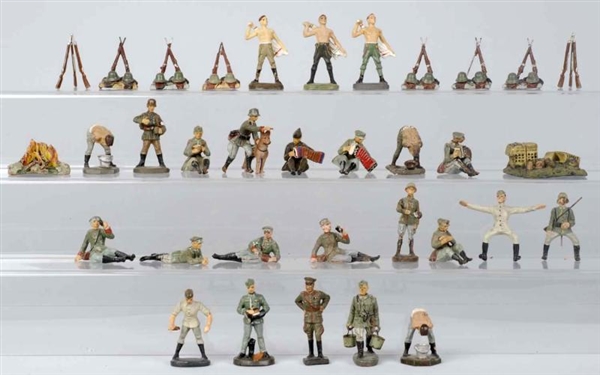 LOT OF 33: ELASTOLIN & LINEOL SOLDIERS AT CAMP.   