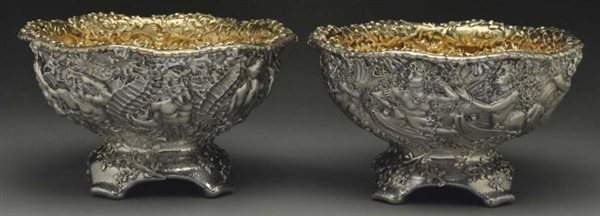 A PAIR OF TIFFANY SILVER CENTER BOWLS.            