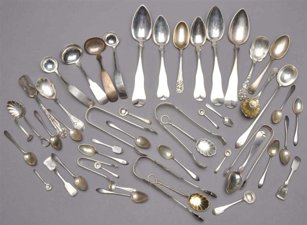 A GROUP OF AMERICAN AND ENGLISH SILVER FLATWARE.  