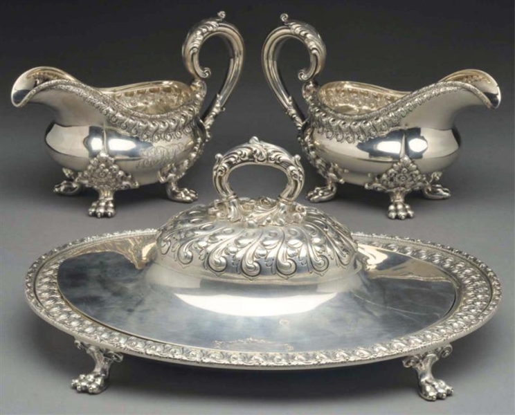 PAIR OF AMERICAN SILVER GRAVY BOATS & BACON DISH. 