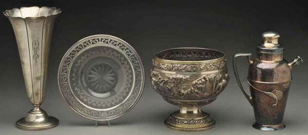 A MISCELLANEOUS GROUP OF SILVER AND PLATE.        