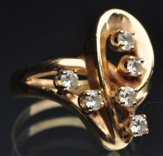 14K Y. GOLD RING WITH 6 DIAMONDS.                 