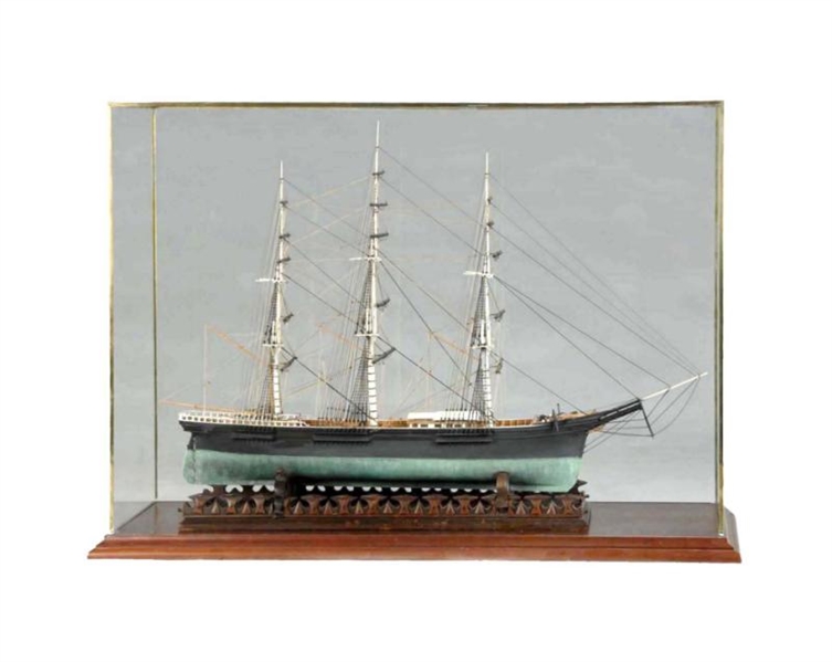 1852 CLIPPER SHIP "QUEEN OF CLIPPERS" MODEL.      