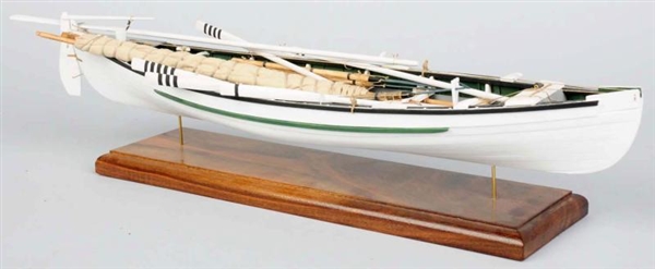 NORTH AMERICAN MODEL WHALE BOAT BY ROBERT SMOLKA. 