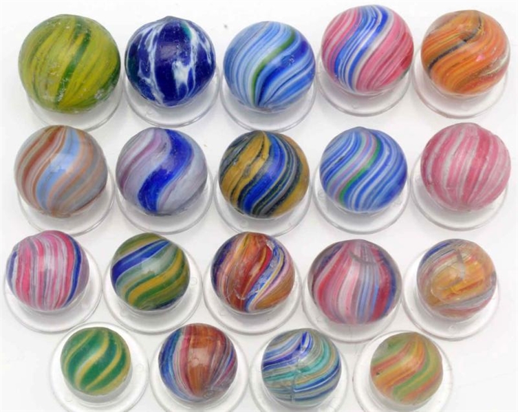 LOT OF 19: ONIONSKIN STYLE MARBLES.               