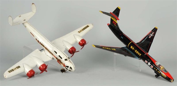 LOT OF 2: VINTAGE AIRPLANE TOYS.                  