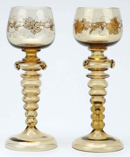 PAIR OF FRITZ HECKERT WINE GOBLETS WITH GILDING.  