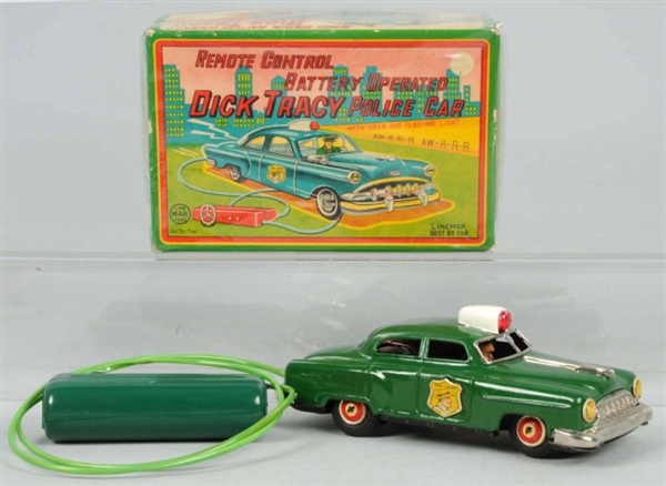 TIN DICK TRACY BATTERY-OPERATED POLICE CAR TOY.   
