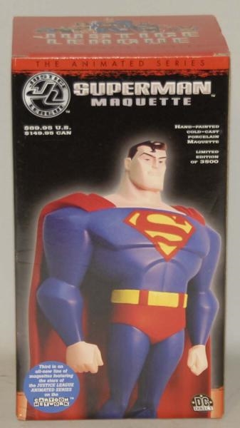DC DIRECT SUPERMAN MAQUETTE IN BOX.               
