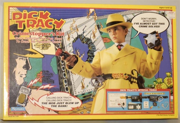 LOT OF 8: MODERN DICK TRACY TOYS IN BOXES.        