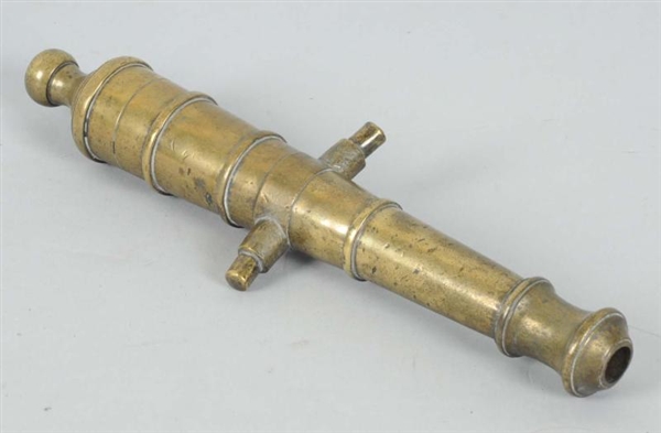SMALL BRASS SIGNAL CANNON.                        