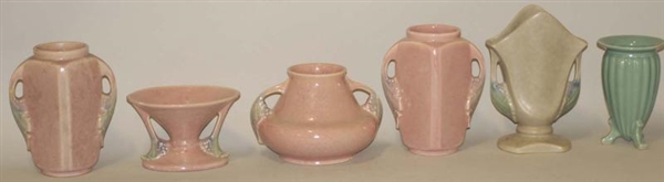 LOT OF 6: ASSORTED POTTERY PIECES.                