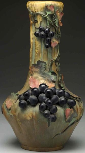AMPHORA CERAMIC VASE WITH APPLIED GRAPES.         