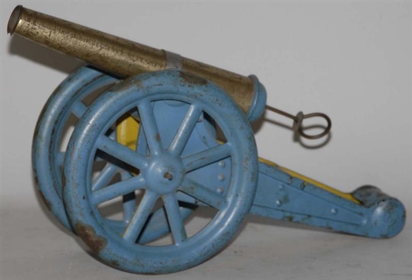 EARLY TIN LITHO CANNON TOY.                       
