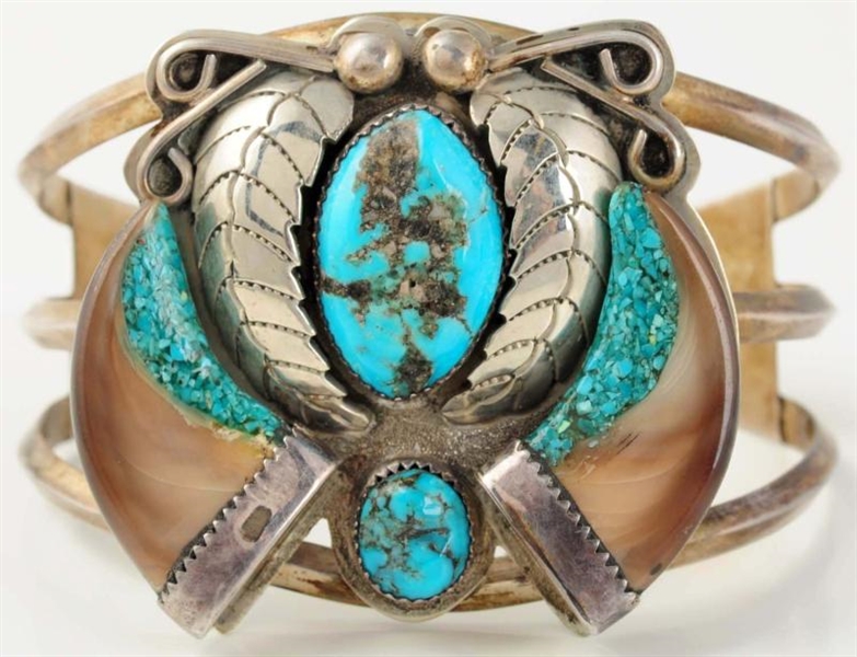 TURQUOISE & BEAR CLAW SILVER BRACELET.            