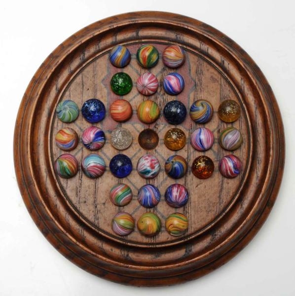 GENERAL GRANT BOARD WITH 32 MARBLES.              