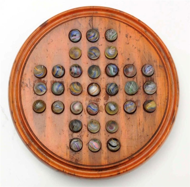 GENERAL GRANT BOARD SET WITH 33 MARBLES.          