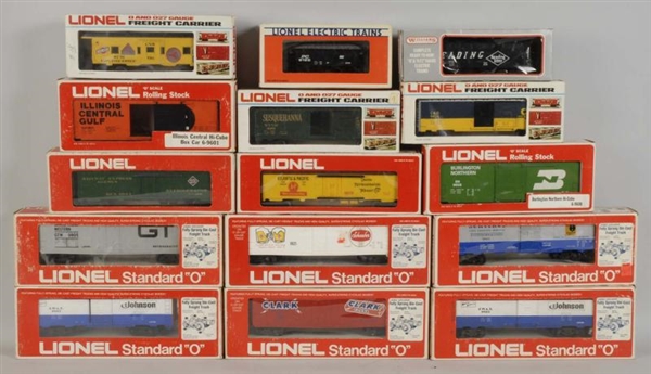 LOT OF 15: LIONEL & WILLIAMS ROLLING STOCK CARS.  