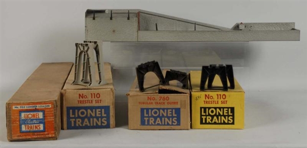 LARGE LOT OF LIONEL POST-WAR ACCESSORIES.         